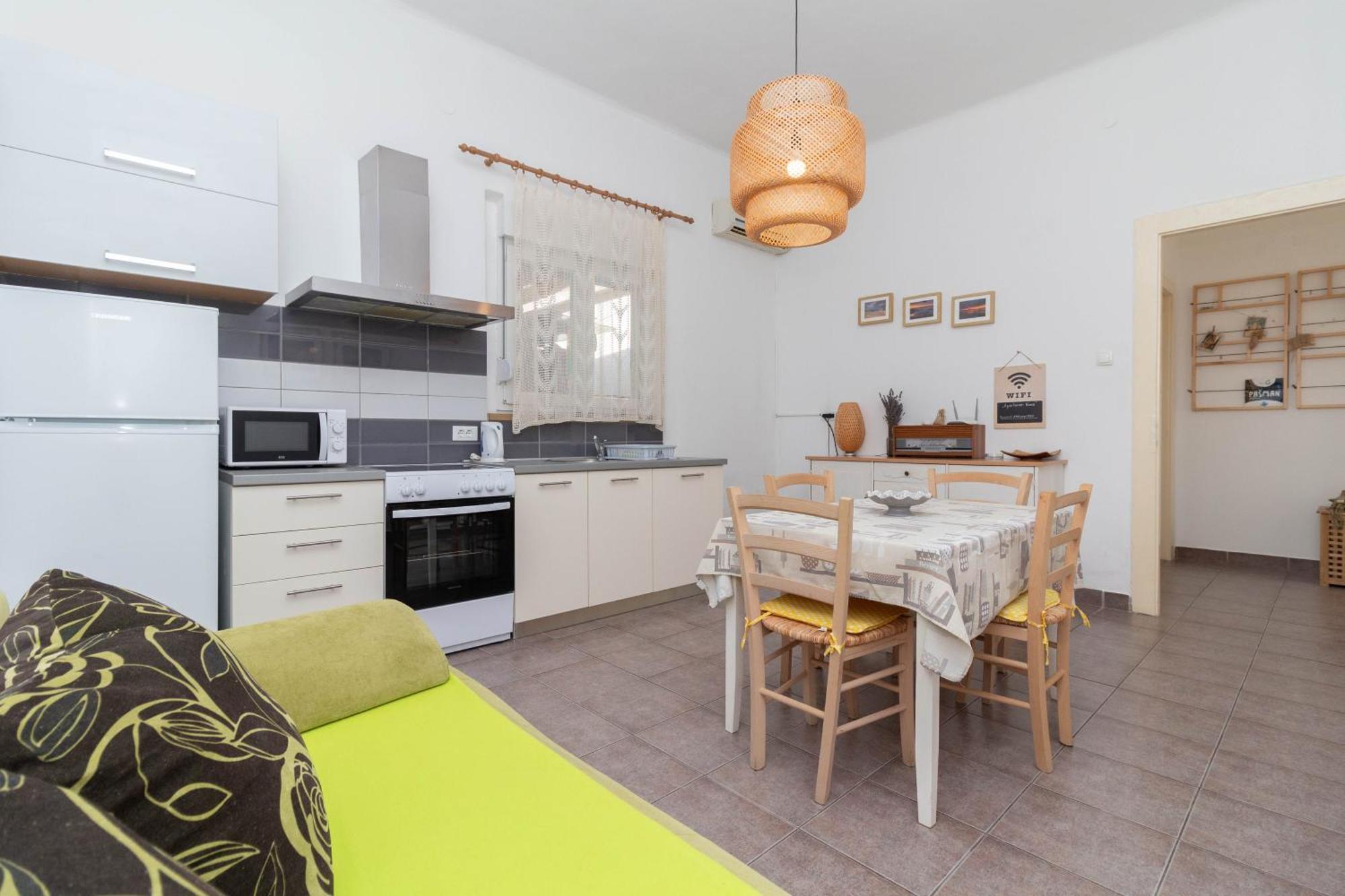 Ema Apartment Zadar